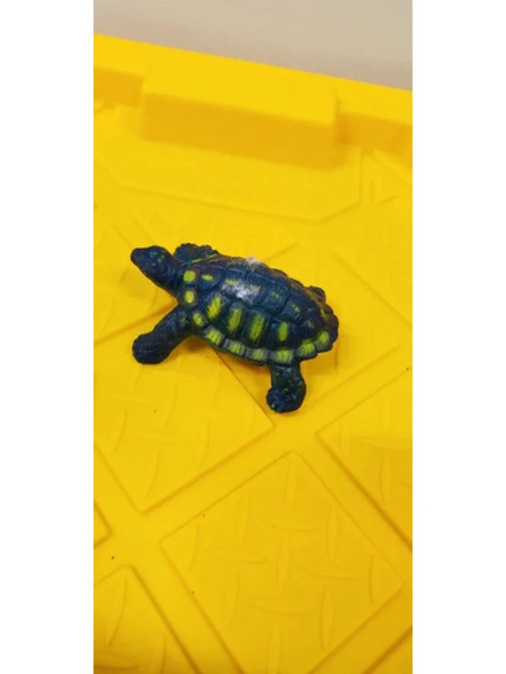 Green Sea Turtle Toy Figure Realistic Animal Figurine Collectible Decor